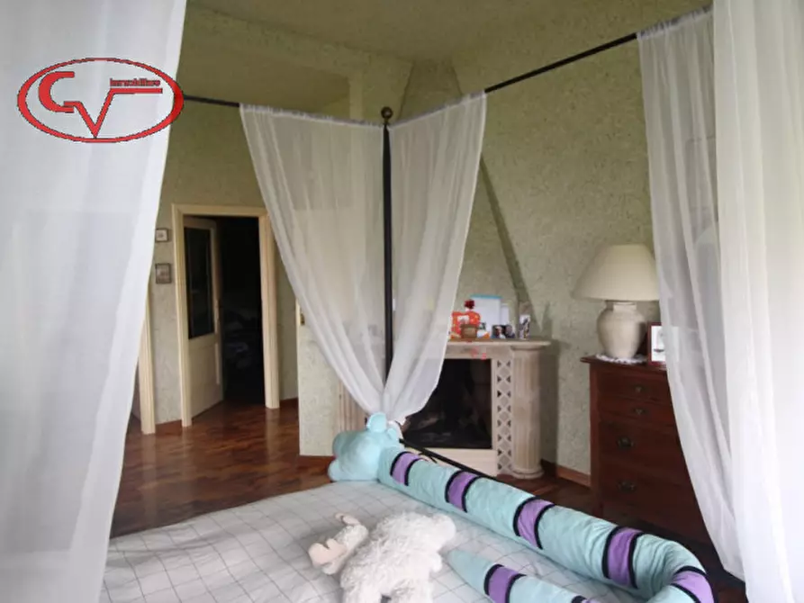 Immagine 77 di Villa in vendita  in via gori a Cavriglia