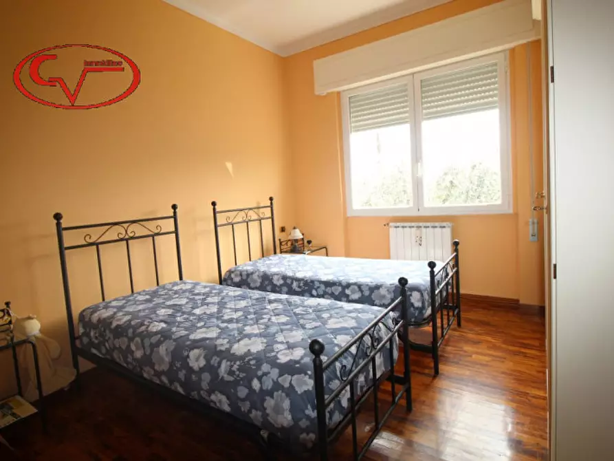 Immagine 89 di Villa in vendita  in via gori a Cavriglia