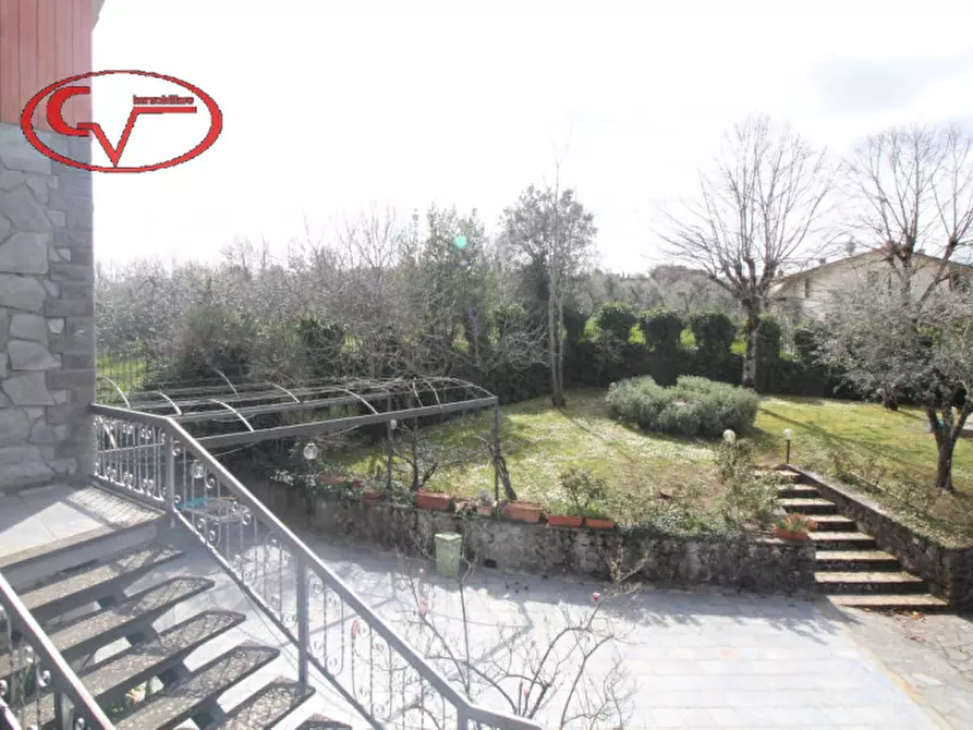 Immagine 91 di Villa in vendita  in via gori a Cavriglia