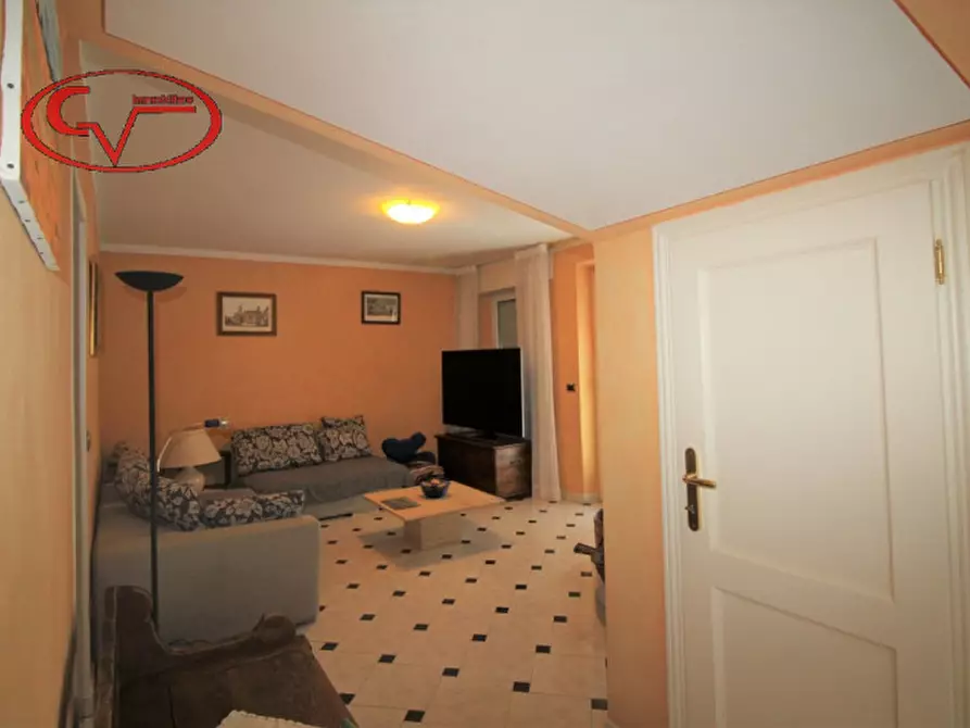 Immagine 93 di Villa in vendita  in via gori a Cavriglia