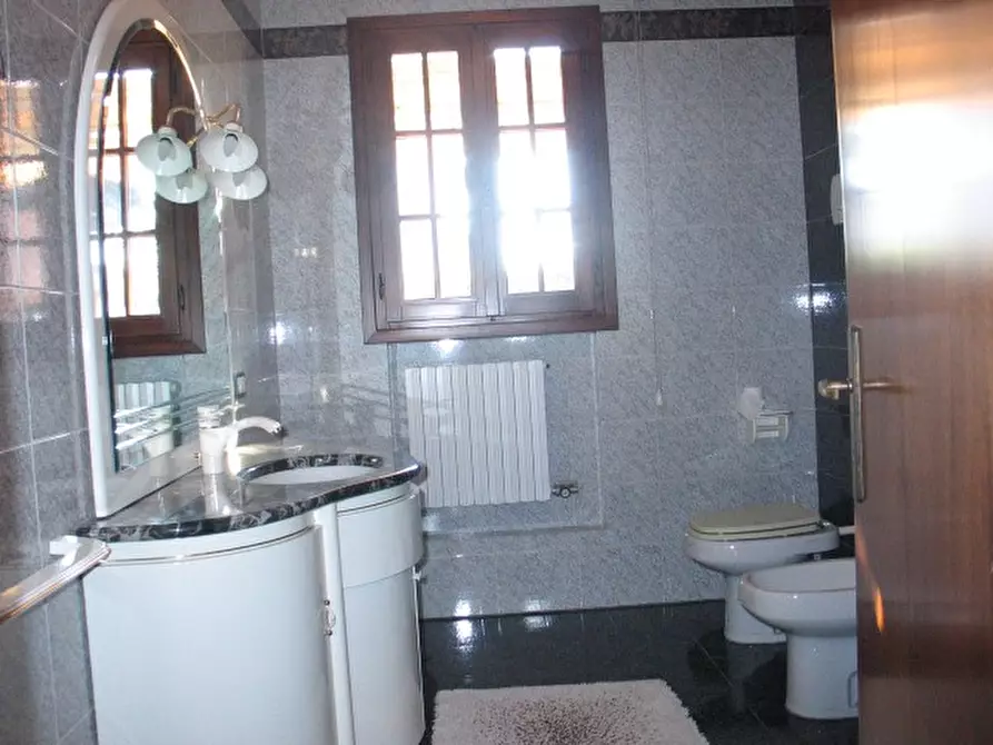 Immagine 27 di Casa indipendente in vendita  a Santa Maria Di Sala