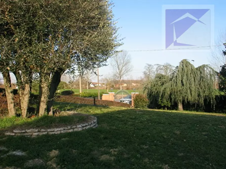 Immagine 77 di Casa indipendente in vendita  a Santa Maria Di Sala