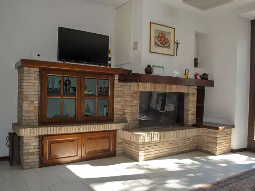 Immagine 5 di Casa indipendente in vendita  in via Piero Stellacci 3 a Fossombrone