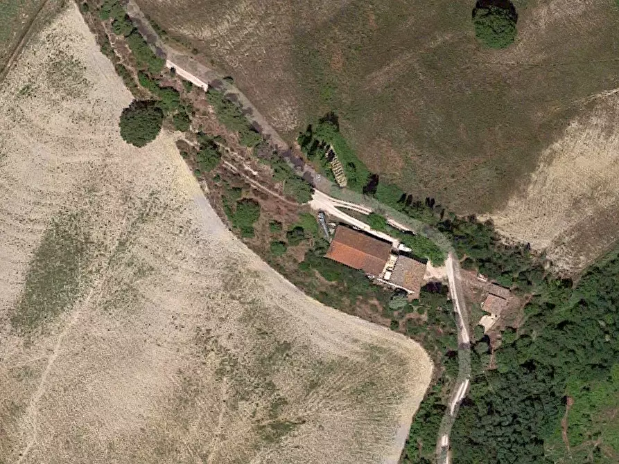 Immagine 4 di Rustico / casale in vendita  in via Ognisanti a Urbino