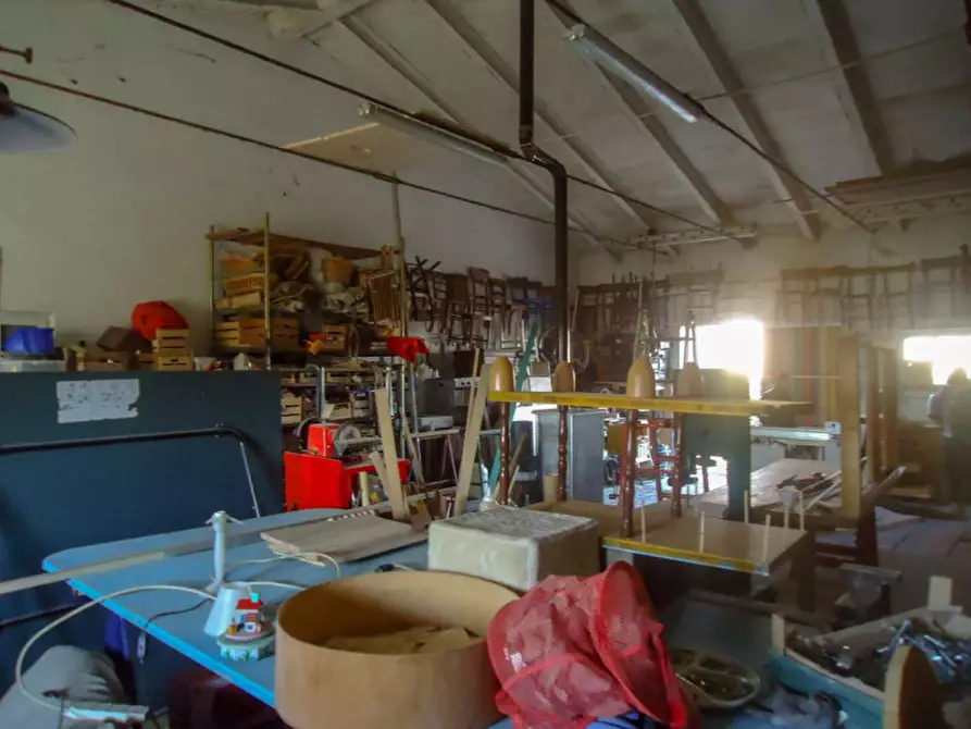 Immagine 10 di Rustico / casale in vendita  in via Ognisanti a Urbino