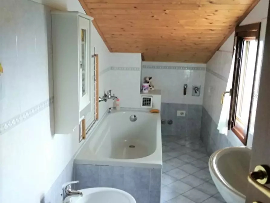 Immagine 23 di Appartamento in vendita  in San Pancrazio a Bucine