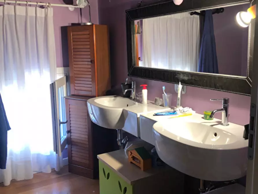 Immagine 10 di Casa indipendente in vendita  in via capuccini a Este