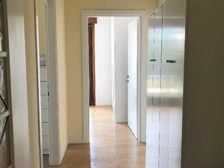 Immagine 8 di Camera in affitto  in via roma a Meolo