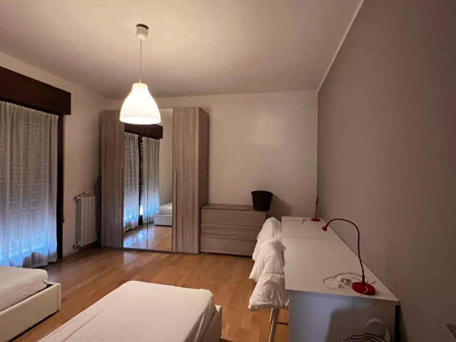 Immagine 9 di Camera in affitto  in via roma a Meolo