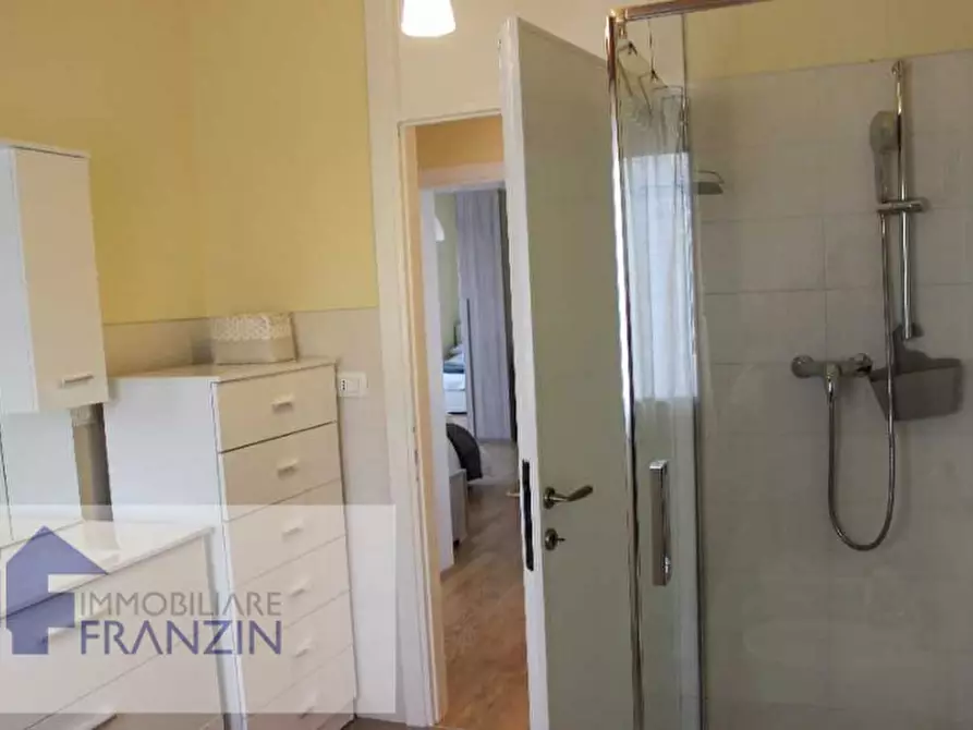 Immagine 17 di Camera in affitto  in via roma a Meolo