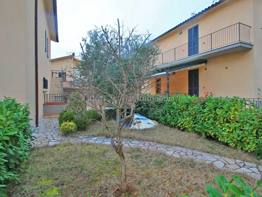 Immagine 3 di Appartamento in vendita  in via della rinascita a Rapolano Terme