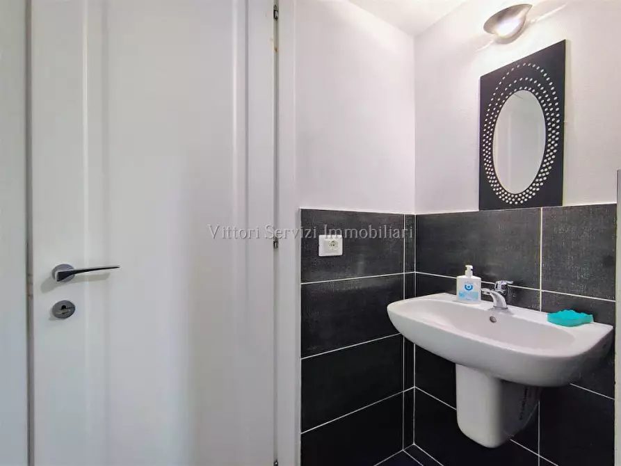 Immagine 13 di Appartamento in vendita  in via della rinascita a Rapolano Terme