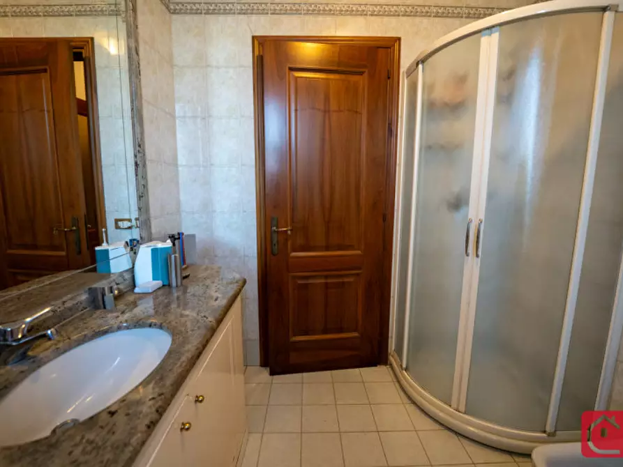 Immagine 16 di Villa in vendita  a Legnaro