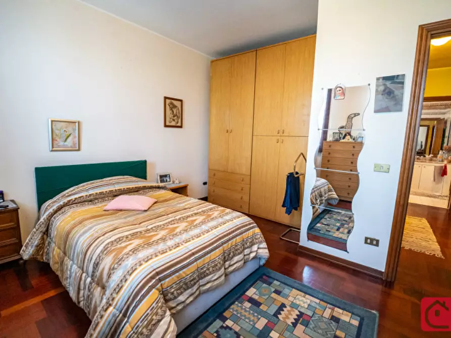 Immagine 20 di Villa in vendita  a Legnaro