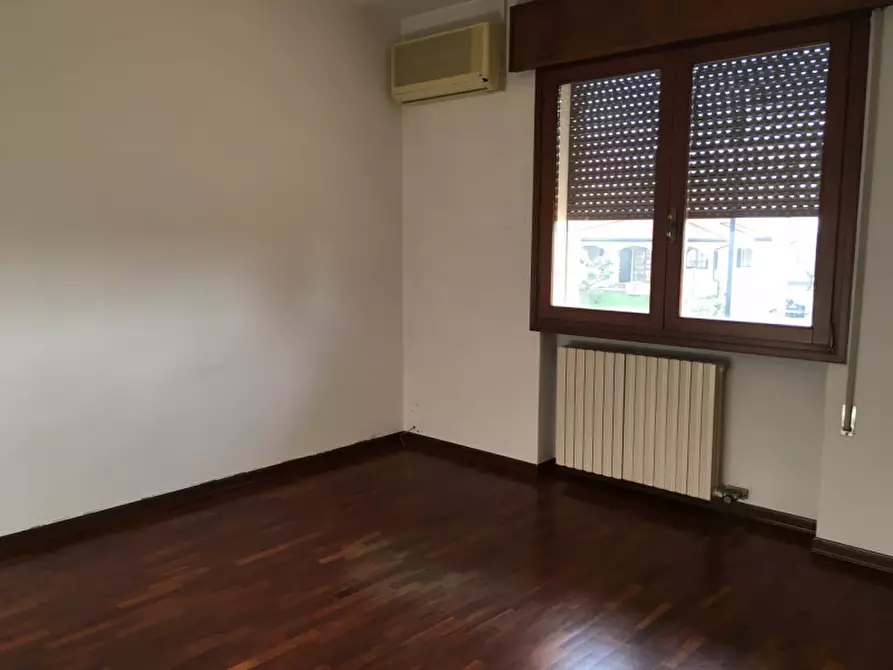 Immagine 5 di Appartamento in vendita  in Via Roma a Solesino