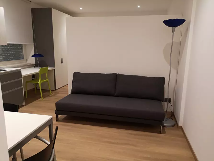 Immagine 2 di Appartamento in affitto  in VIA ROMA a Trento