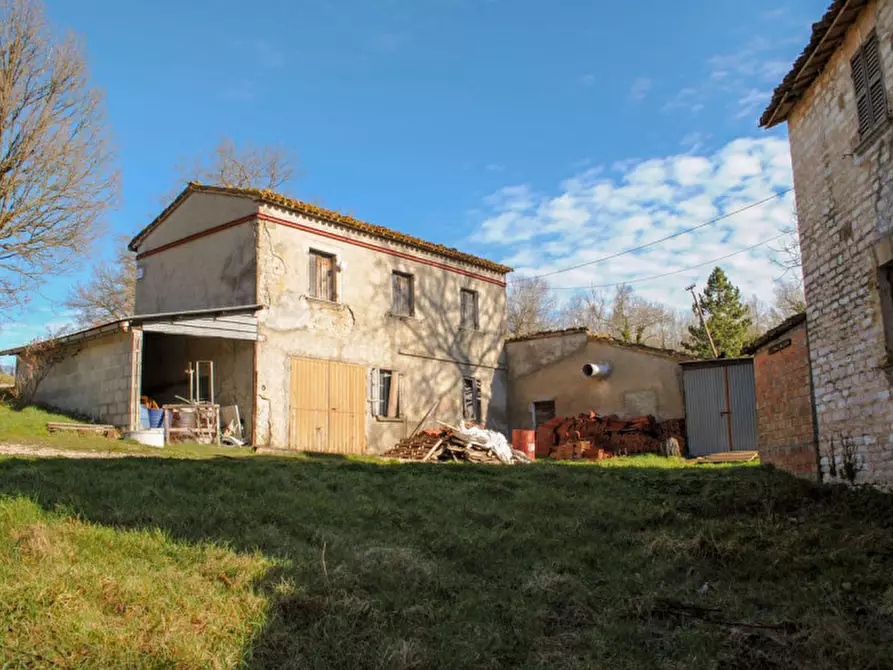 Immagine 2 di Rustico / casale in vendita  in strada Santa Barbara a Cagli