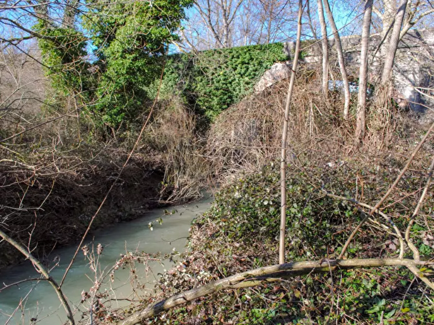 Immagine 10 di Rustico / casale in vendita  in strada Santa Barbara a Cagli