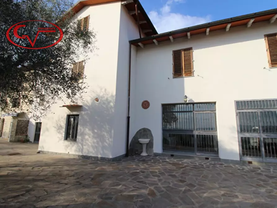 Immagine 32 di Villa in vendita  in via Setteponti a Loro Ciuffenna