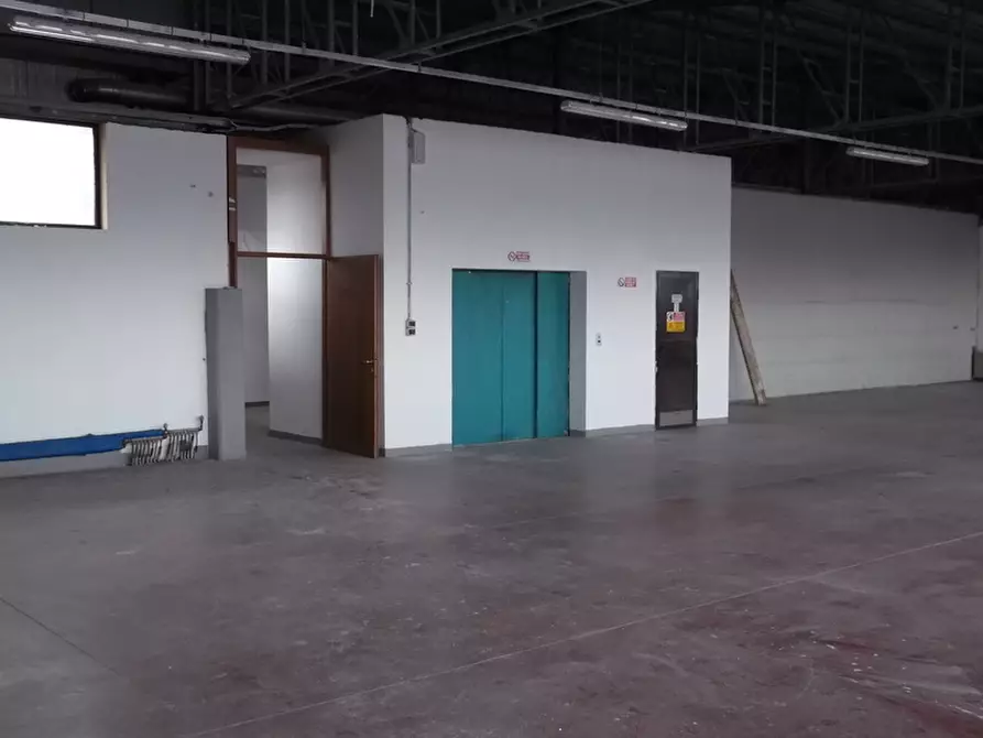 Immagine 5 di Laboratorio in affitto  in PONTE A IOZZI a Impruneta