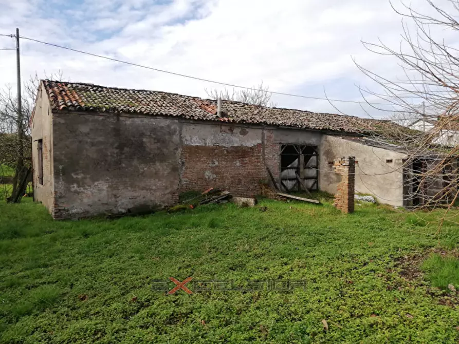 Immagine 1 di Rustico / casale in vendita  in Via G. Matteotti n. 20 BIS - Cavarzere a Cavarzere