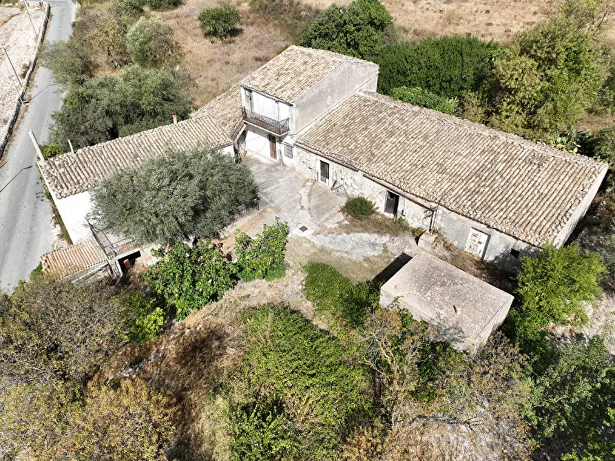 Immagine 1 di Rustico / casale in vendita  in Via della Fontana a Ragusa