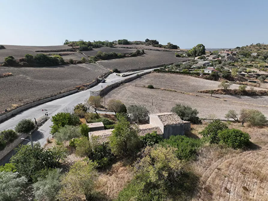 Immagine 6 di Rustico / casale in vendita  in Via della Fontana a Ragusa