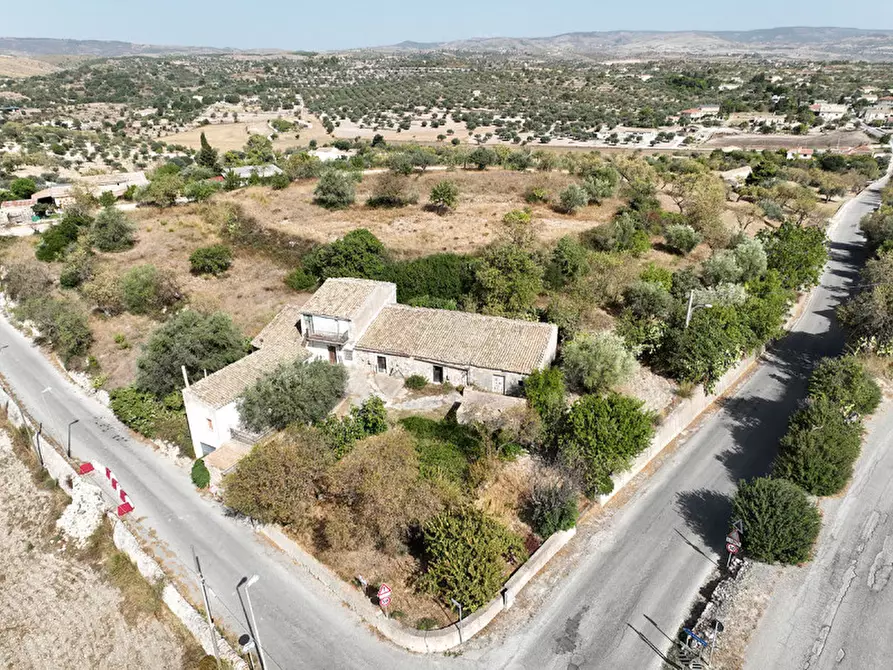 Immagine 9 di Casa indipendente in vendita  in Via della Fontana a Ragusa