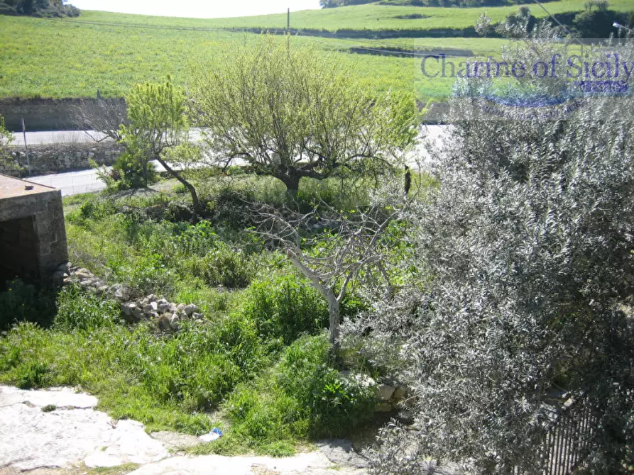 Immagine 13 di Casa indipendente in vendita  in Via della Fontana a Ragusa