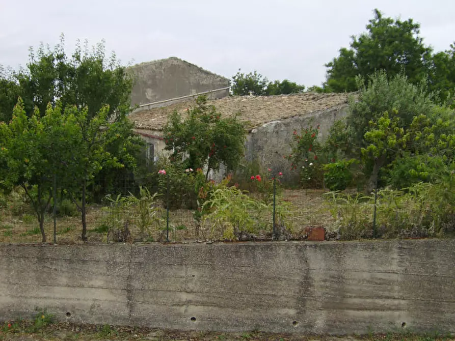Immagine 23 di Rustico / casale in vendita  in Via della Fontana a Ragusa