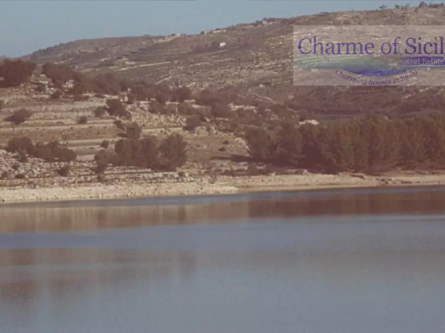 Immagine 10 di Terreno in vendita  in Contrada Rabbuina a Ragusa