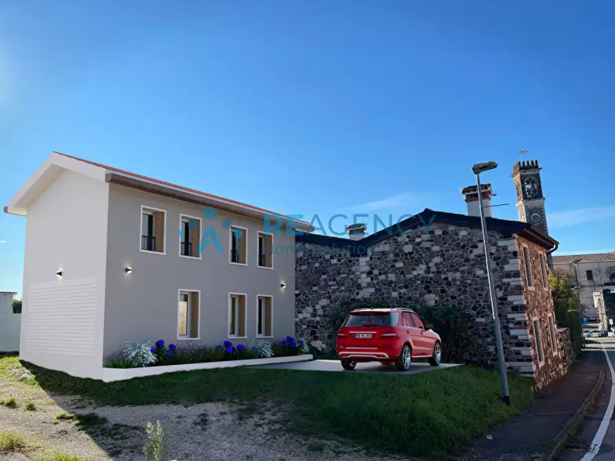 Immagine 1 di Rustico / casale in vendita  in via pozzetti a Arzignano