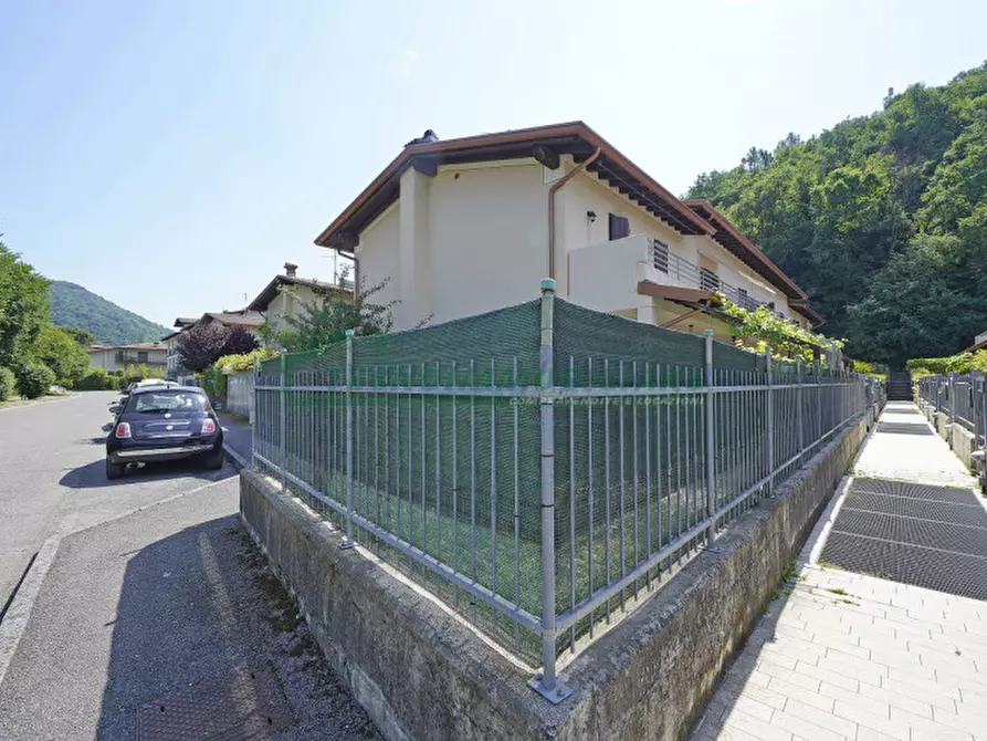 Immagine 27 di Villetta a schiera in vendita  a Gavardo