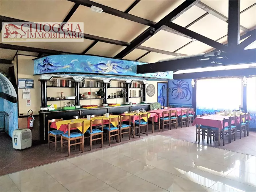 Immagine 4 di Attività commerciale in vendita  in Via Nazioni Unite a Chioggia