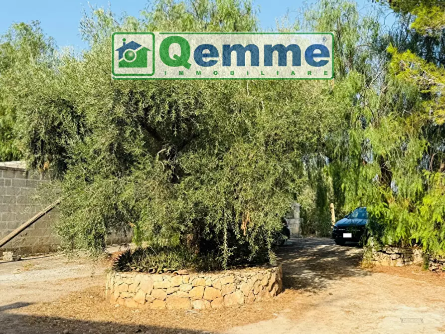 Immagine 9 di Villa in vendita  in Via Solano Li Belli a Lequile