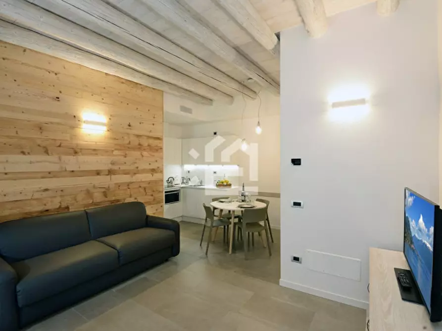 Immagine 13 di Appartamento in affitto  in lungolago zanardelli a Toscolano-Maderno