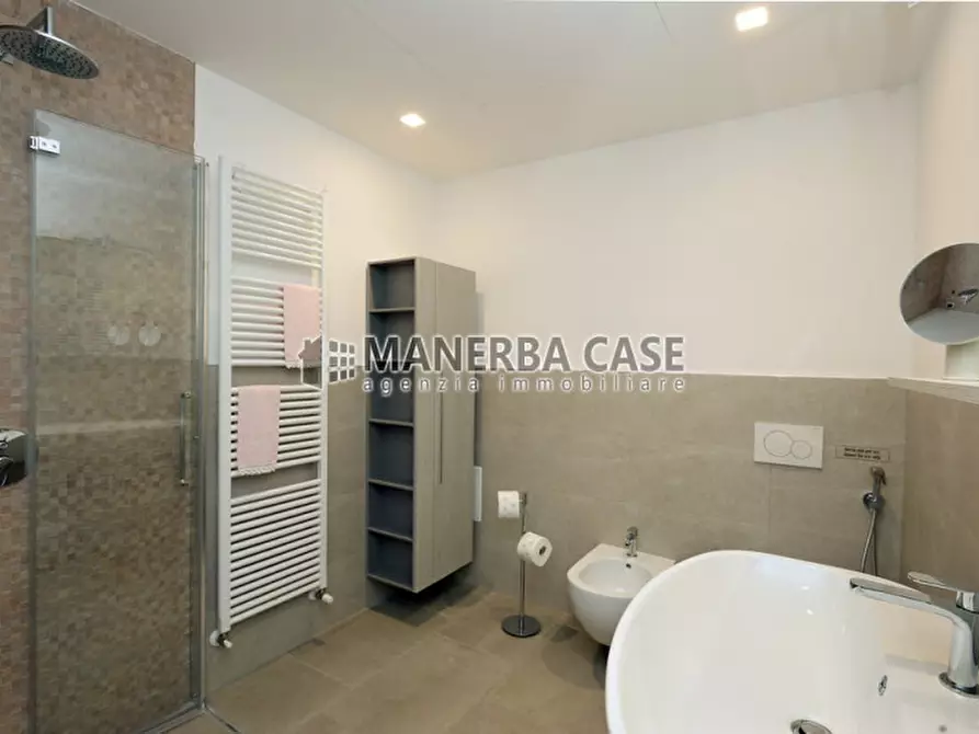 Immagine 6 di Appartamento in affitto  in lungolago zanardelli a Toscolano-Maderno