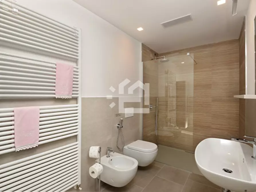 Immagine 18 di Appartamento in affitto  in lungolago zanardelli a Toscolano-Maderno