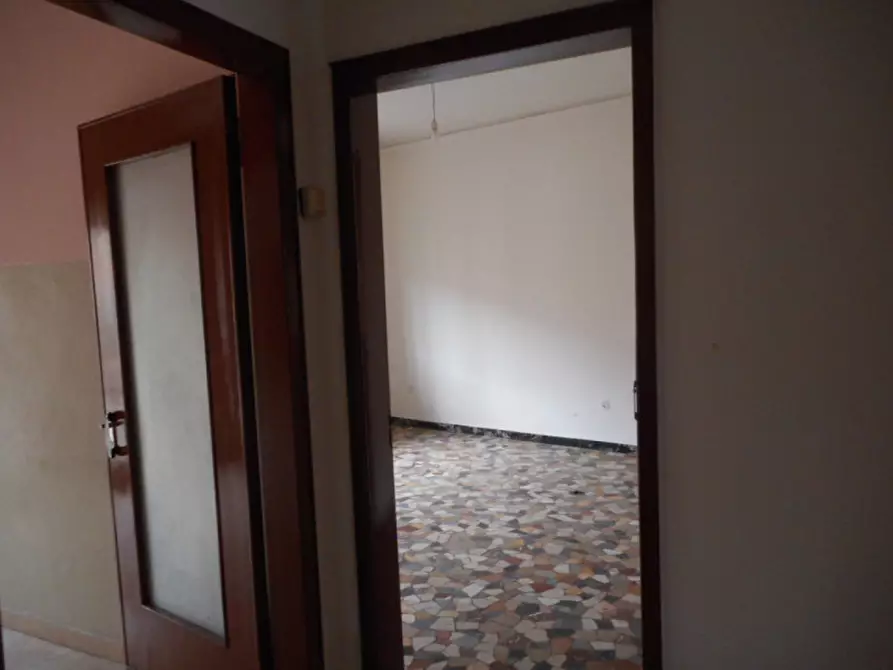 Immagine 17 di Palazzo in vendita  in contrà san tommaso a Vicenza