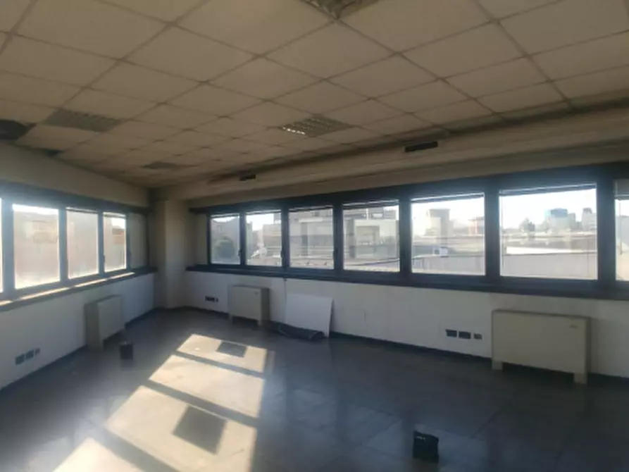 Immagine 20 di Ufficio in vendita  in VIA BETTOLA a Cinisello Balsamo