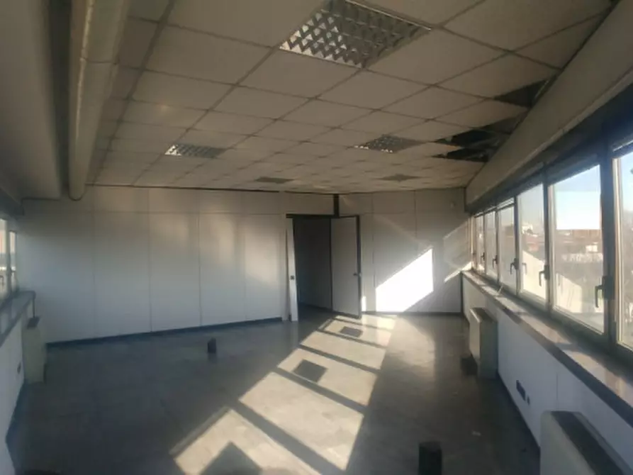 Immagine 1 di Ufficio in vendita  in VIA BETTOLA a Cinisello Balsamo