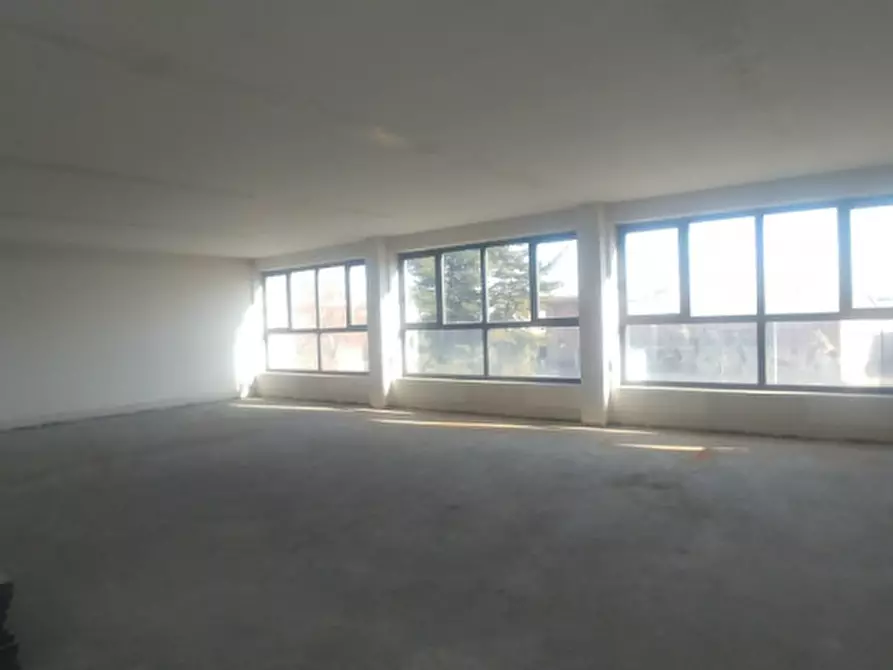 Immagine 8 di Palazzo in vendita  in VIA COPERNICO a Cinisello Balsamo