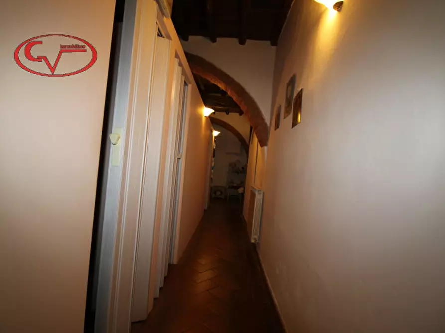 Immagine 7 di Negozio in vendita  in via castelguinelli a Figline E Incisa Valdarno