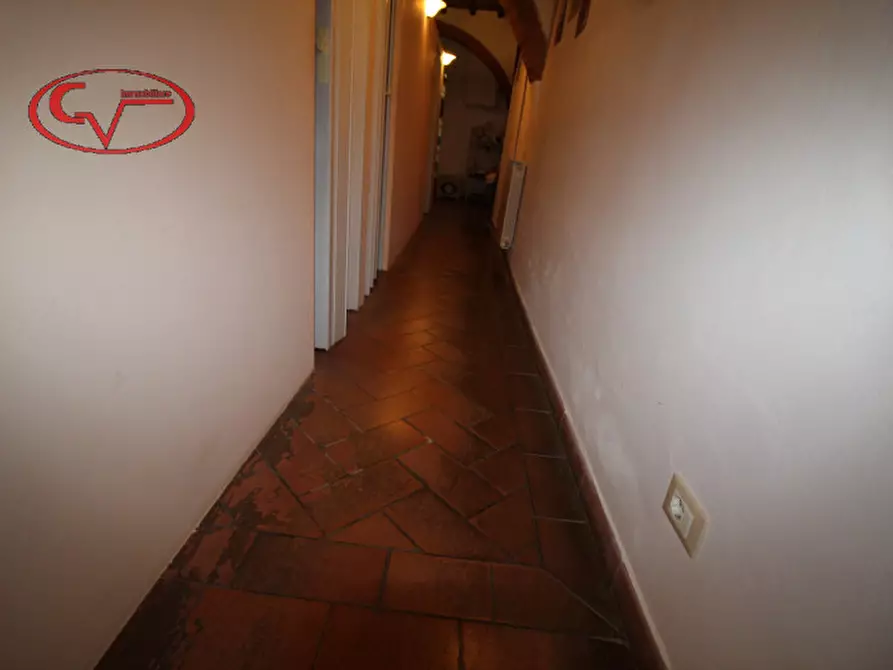 Immagine 9 di Negozio in vendita  in via castelguinelli a Figline E Incisa Valdarno