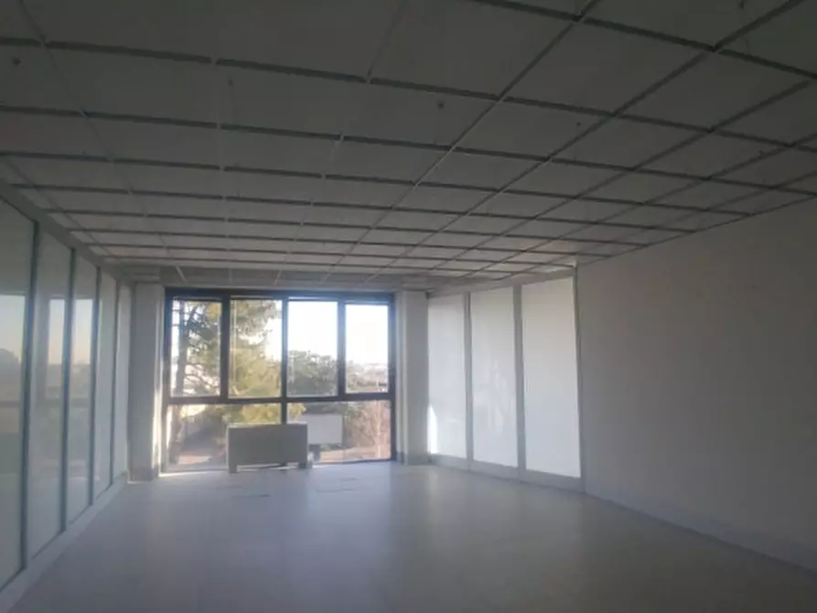 Immagine 21 di Ufficio in vendita  in VIA COPERNICO a Cinisello Balsamo