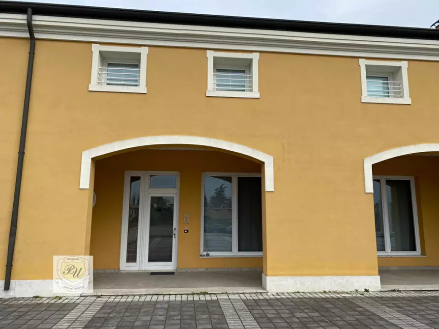 Immagine 6 di Ufficio in vendita  in Piazza Maggiore, 20 a Este