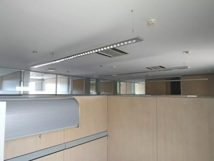 Immagine 6 di Ufficio in vendita  in VIA TOBAGI a Peschiera Borromeo