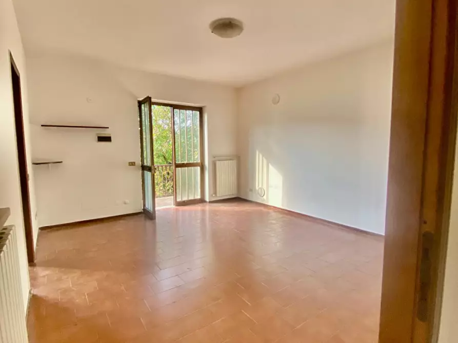 Immagine 2 di Villa in vendita  in San Quirico a Muscoline