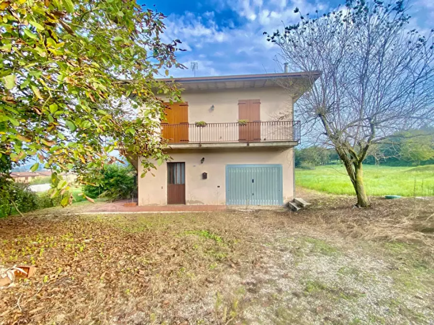 Immagine 3 di Villa in vendita  in San Quirico a Muscoline