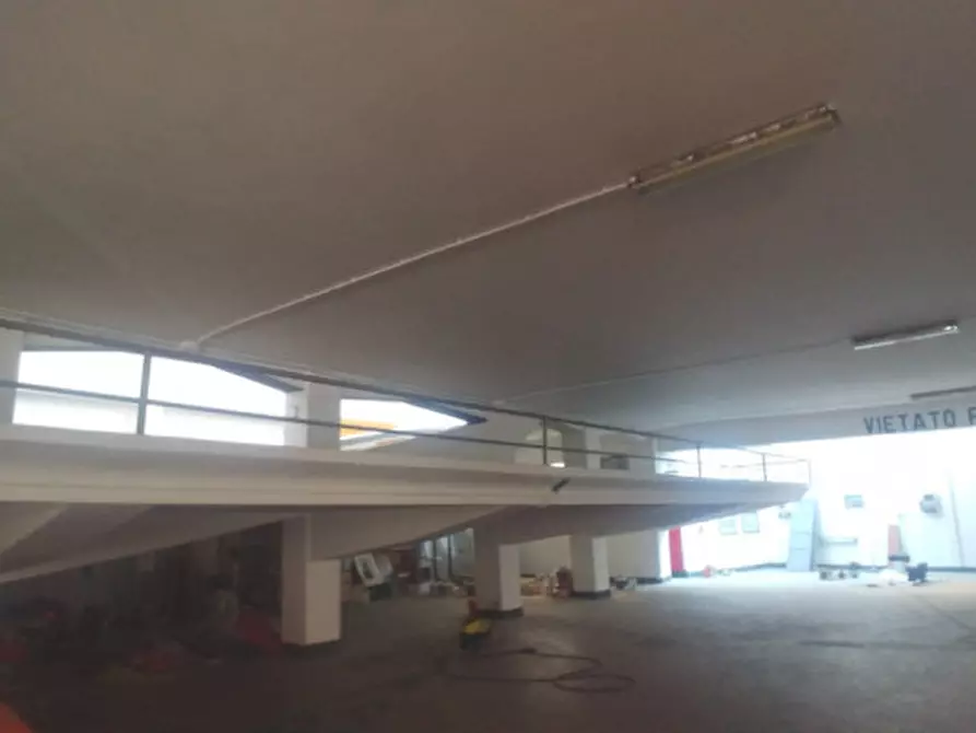 Immagine 4 di Magazzino in affitto  in VIA MICHELINO DA BESOZZO a Milano